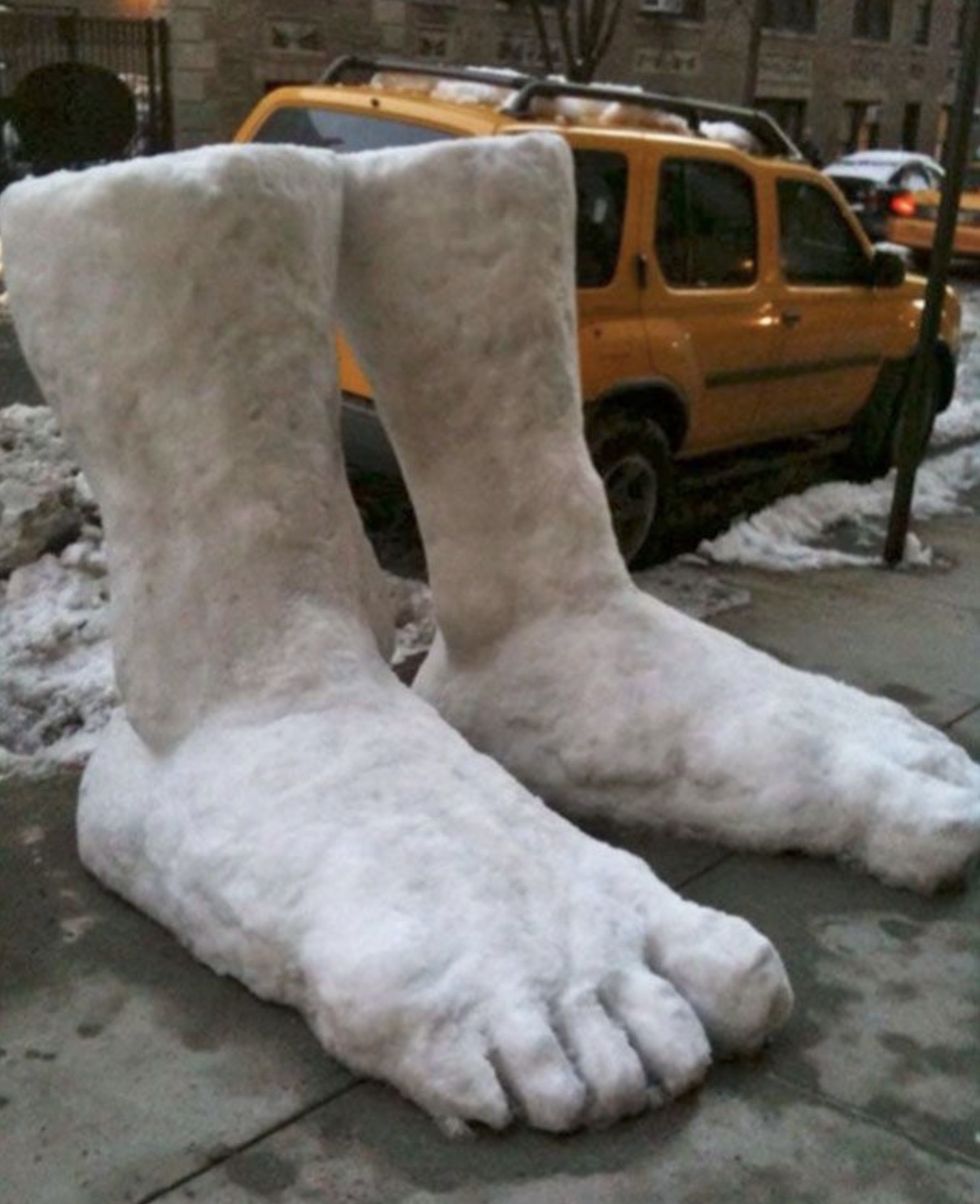 2 feet of snow